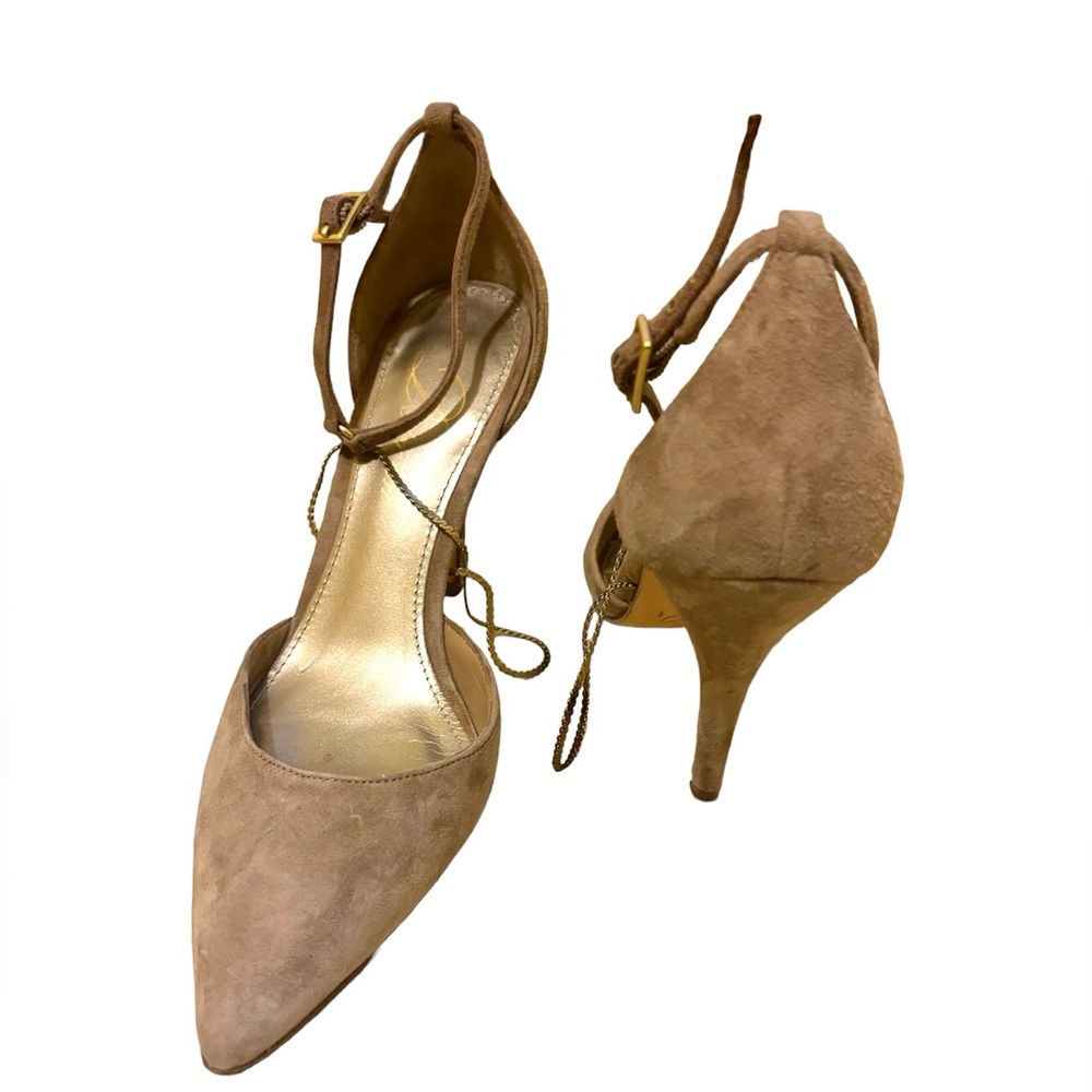 Vero Cuoio Tan Suede Heels with gold chain size 5.5 - Picture 7 of 10